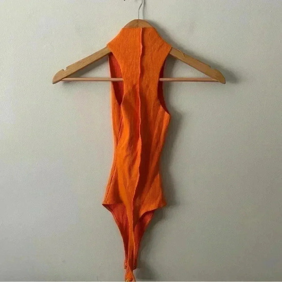 NWOT NAKED WARDROBE NORDSTROM RIBBED ORANGE BODYSUIT XS - Picture 4 of 5